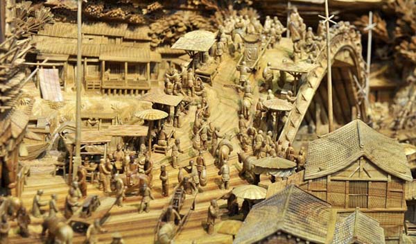 The intricate carvings of daily life in ancient China are so detailed and perfect, they could drop your jaw.
